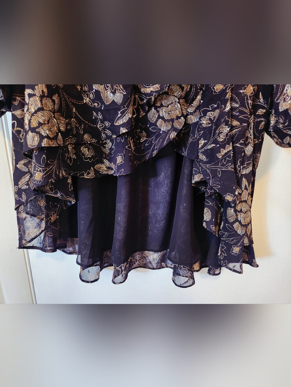 Torrid Black & Gold Sparkly Floral Long-Sleeve Chiffon Blouse Long Size 3x NWT - Picture 6 of 10